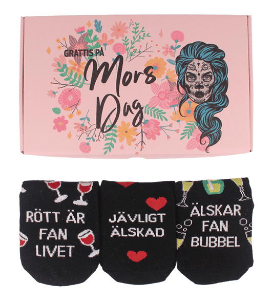 Three socks on Mother's Day!